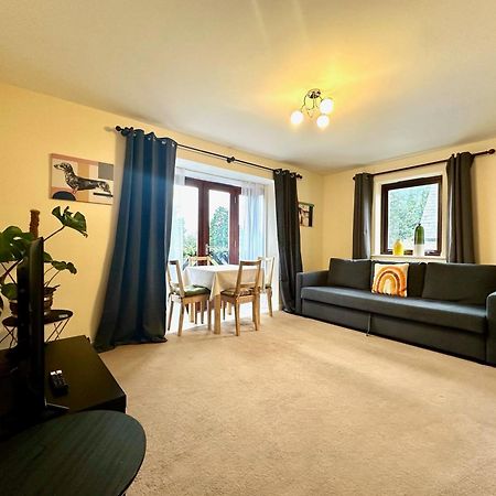 Super Apartment Next To Bicester Village Sleeps 4 Extérieur photo