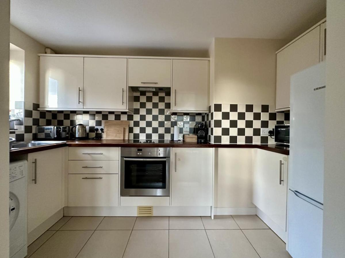 Super Apartment Next To Bicester Village Sleeps 4 Extérieur photo